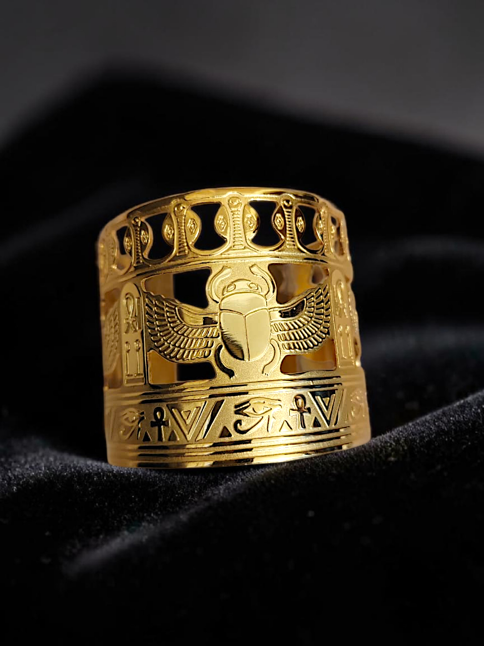 Scarab golden wings Bangle