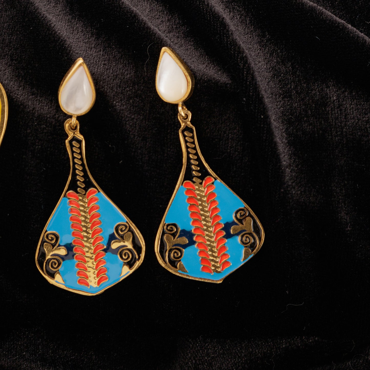 Crown Flower Earring