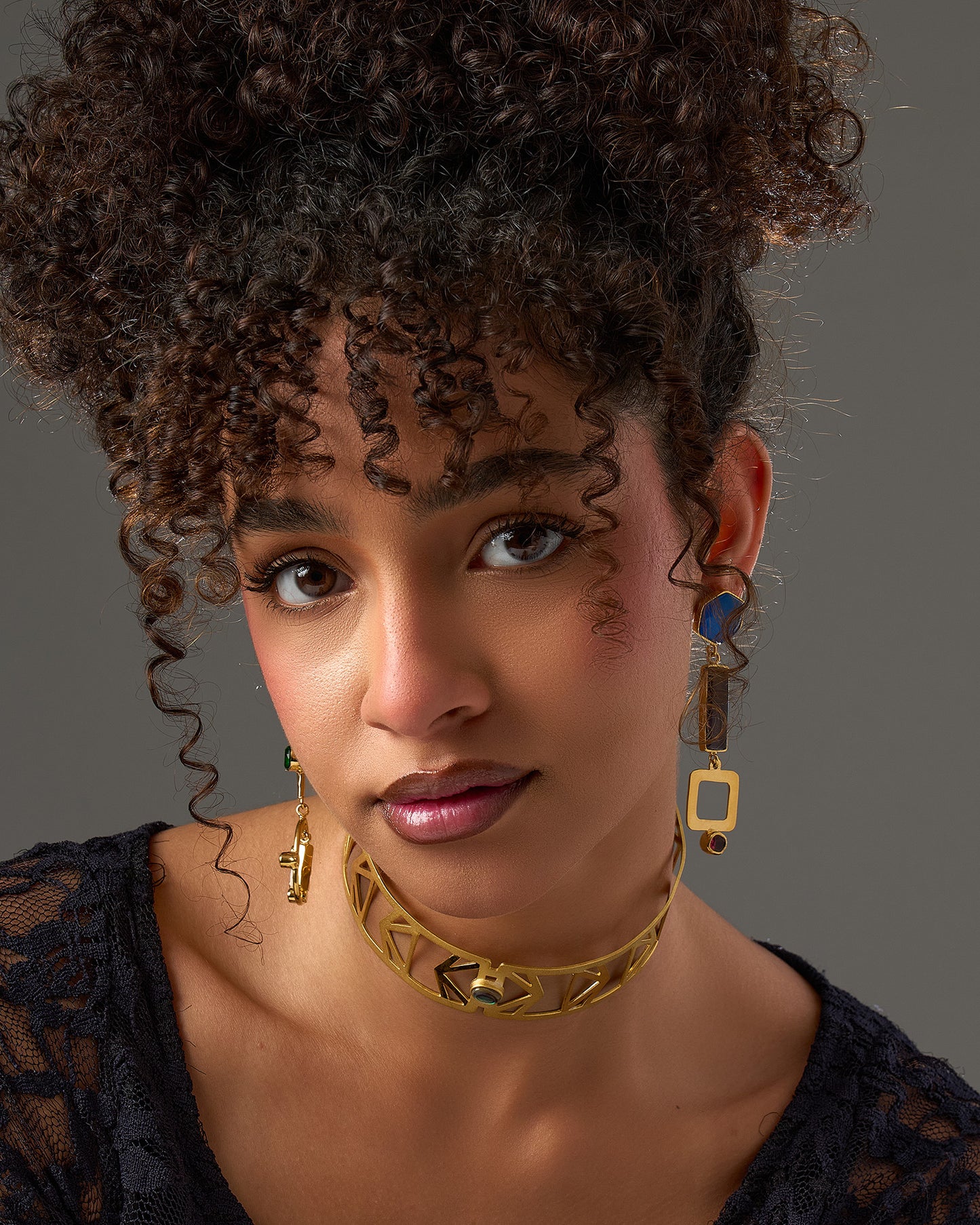 Zircon fingers Earrings
