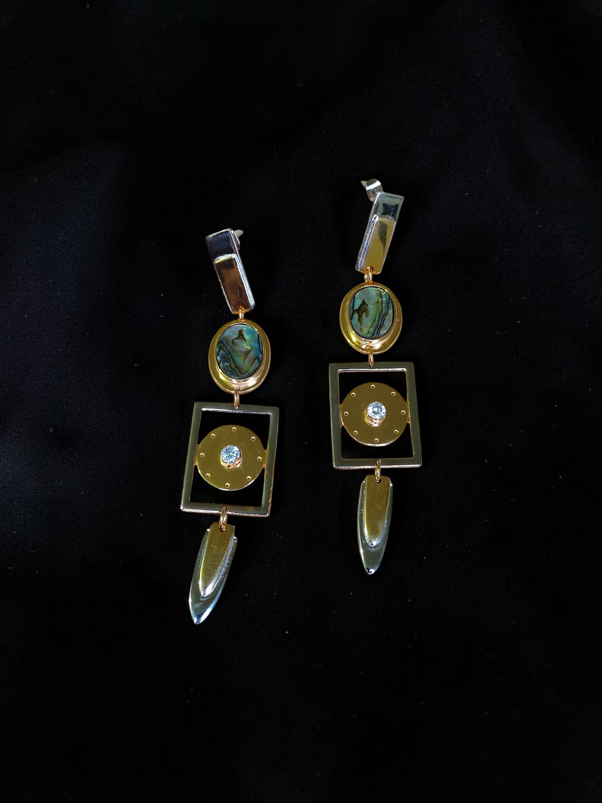 Shipyard earring