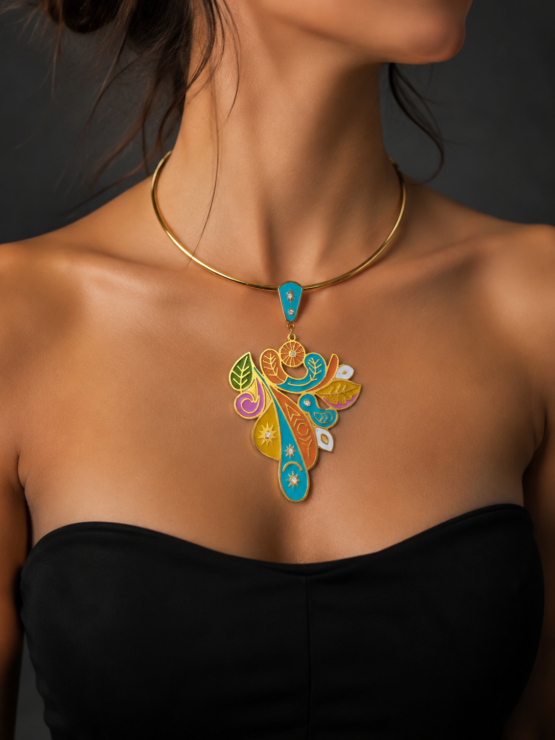 Funky leaves necklace