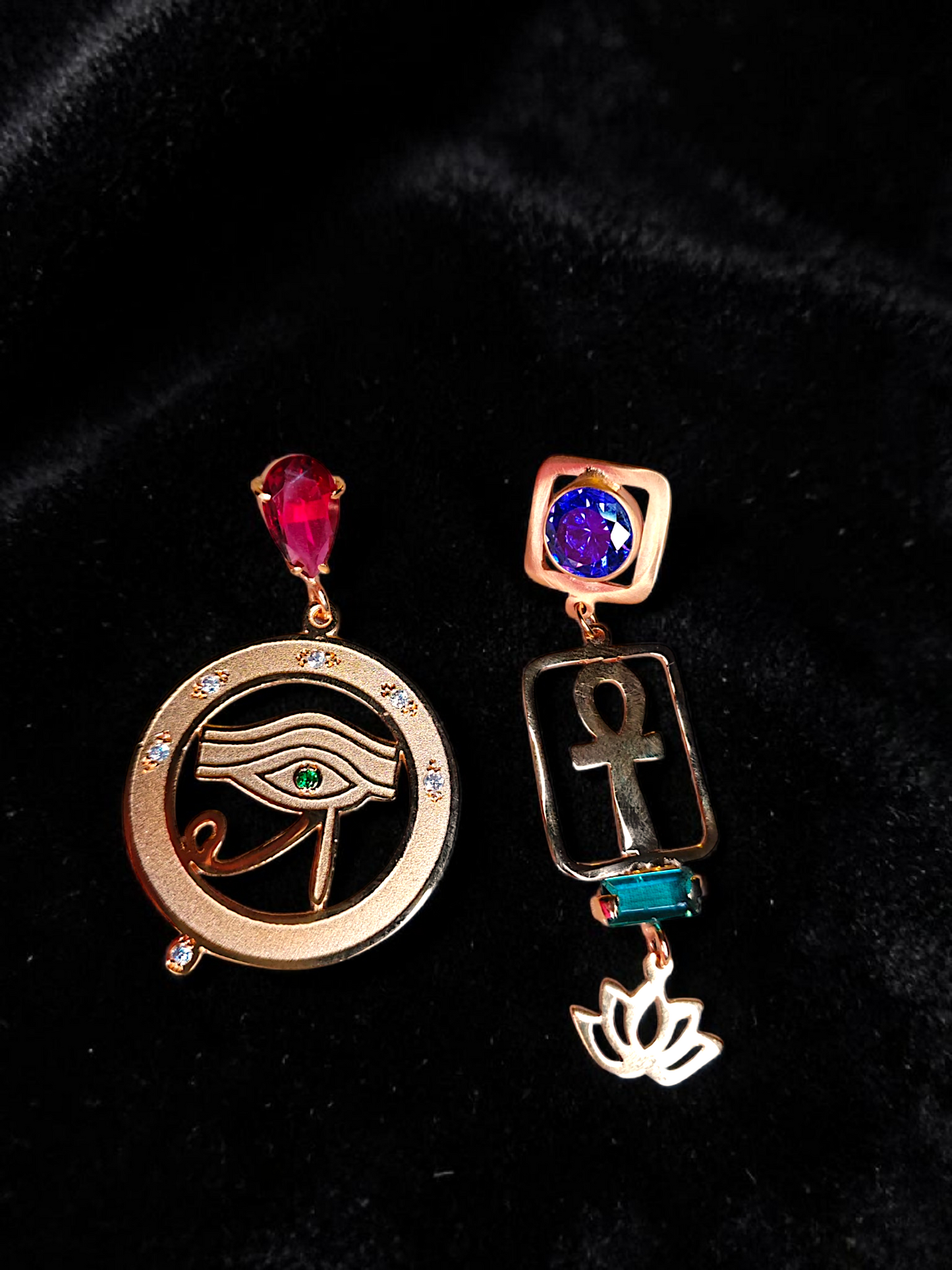 Horus eye earrings