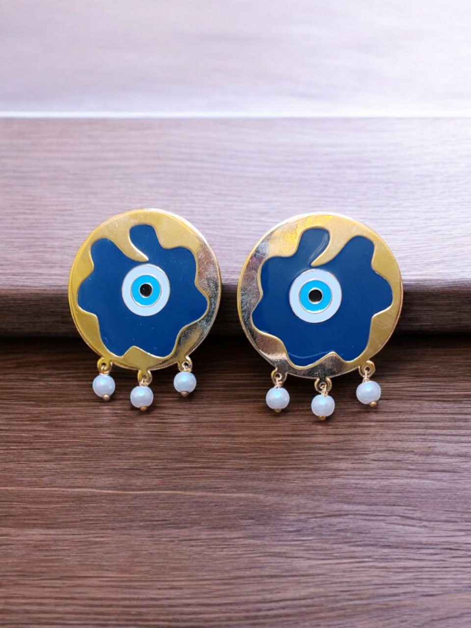 Circle eye Earrings