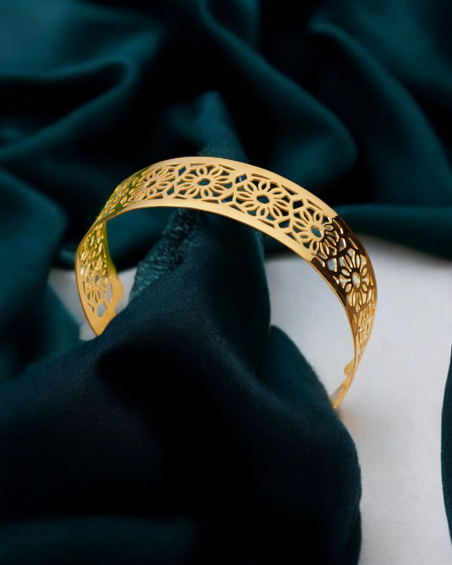 Flower Choker