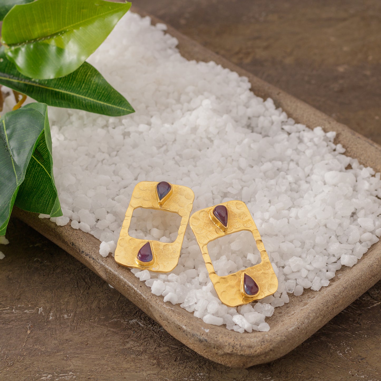 Tear drop set